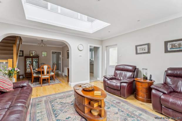 Additional Property Image 3 bedroom Bungalow for sale in Bushey 10