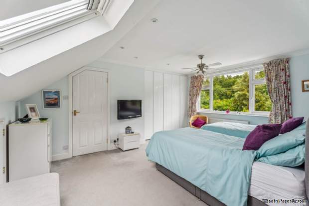 Additional Property Image 3 bedroom Bungalow for sale in Bushey 13