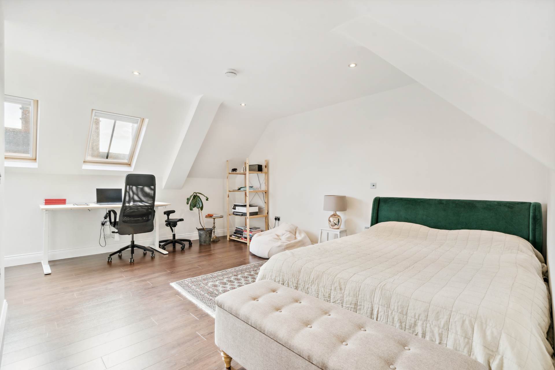 Additional Property Image 3 bedroom Terraced for sale in Bushey 14