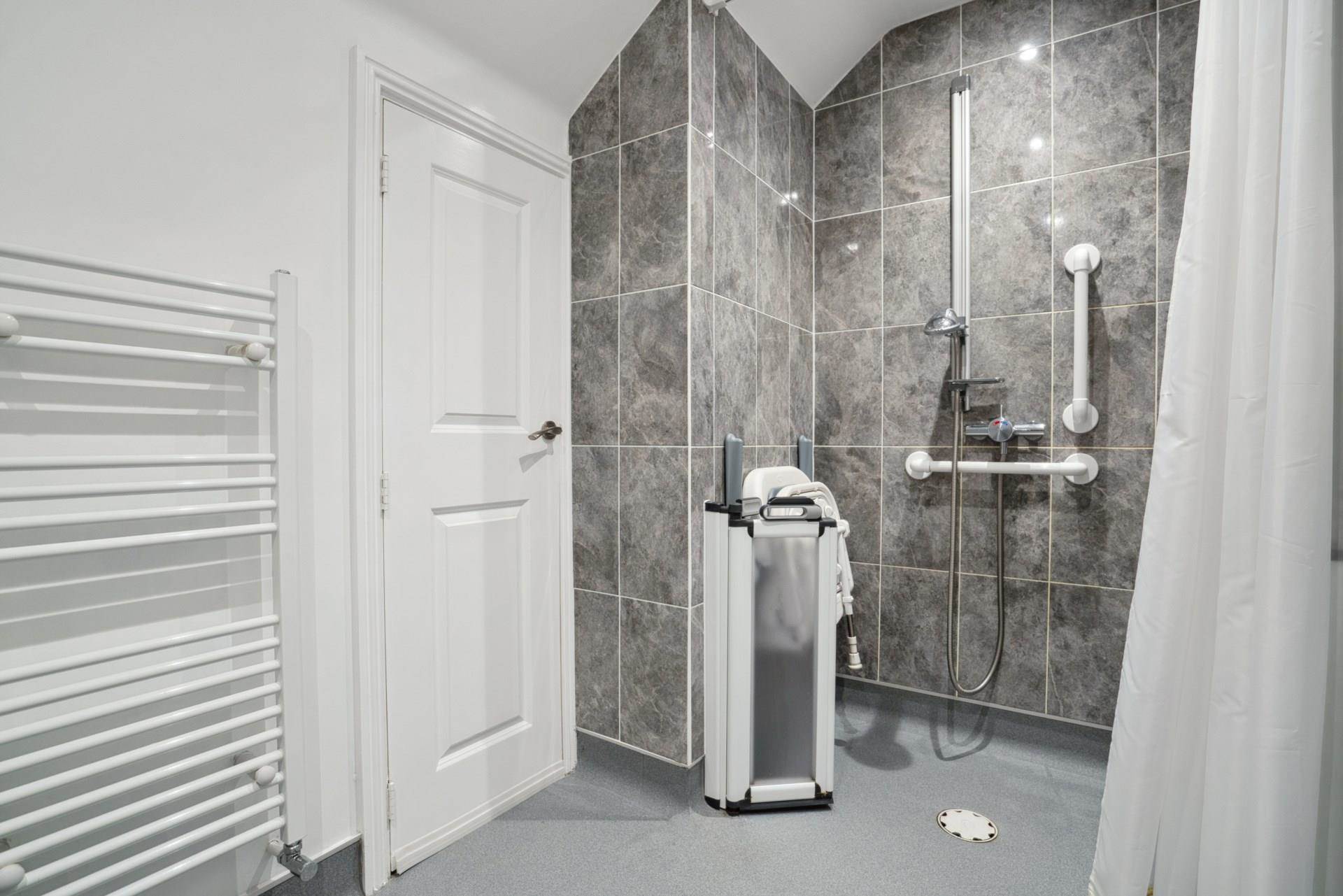 Additional Property Image 3 bedroom Terraced for sale in Bushey 15