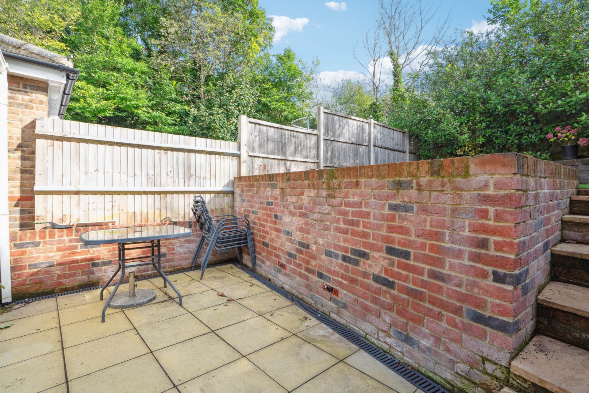 Additional Property Image 3 bedroom Terraced for sale in Bushey 16