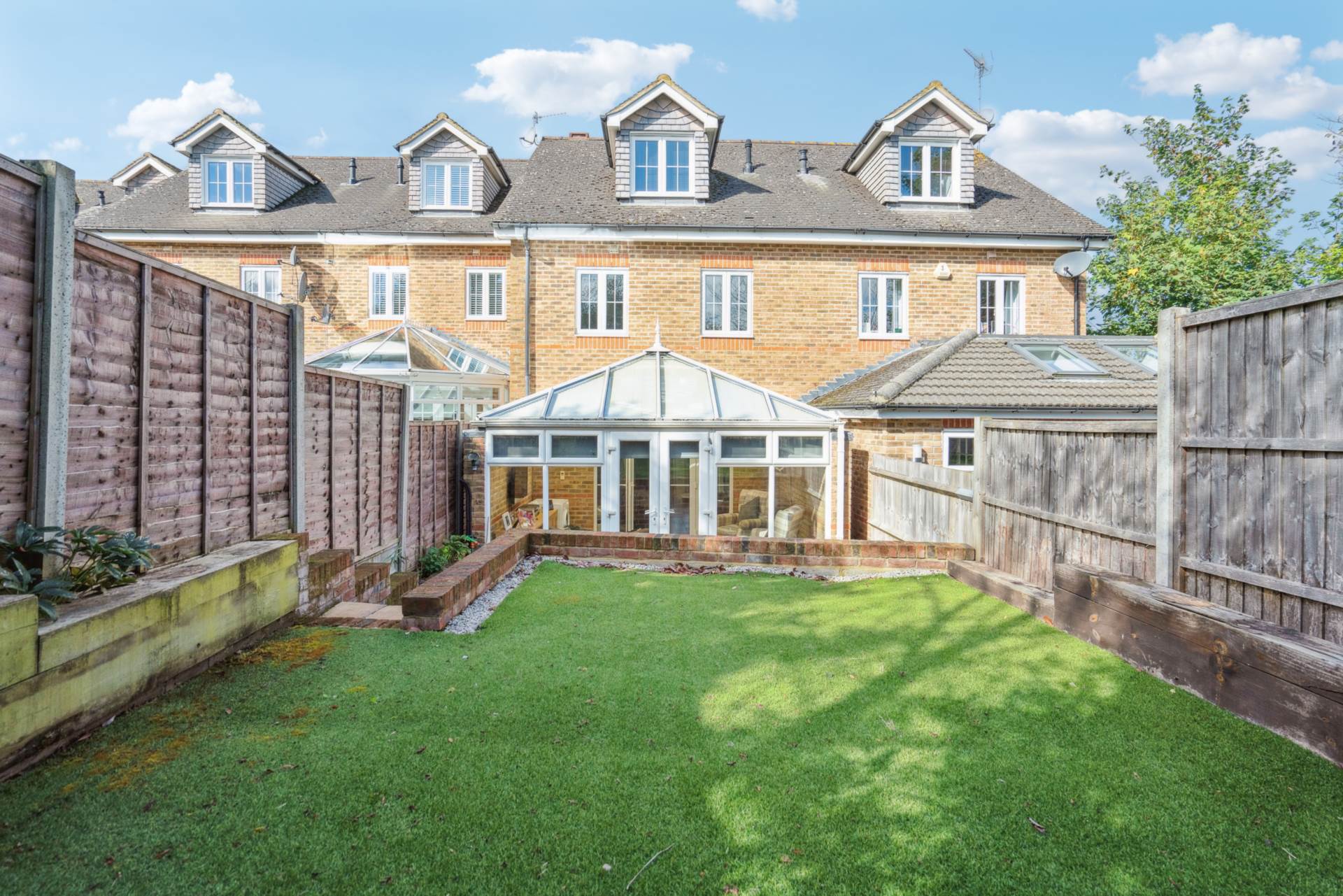 Additional Property Image 3 bedroom Terraced for sale in Bushey 18