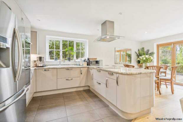 Additional Property Image 3 bedroom Detached for sale in Bushey 5