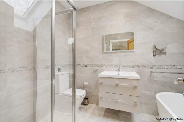 Additional Property Image 3 bedroom Detached for sale in Bushey 18