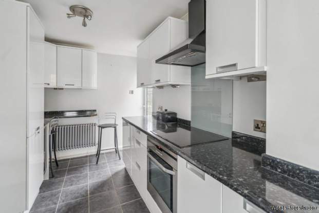 Additional Property Image 4 bedroom Detached for sale in Bushey 3