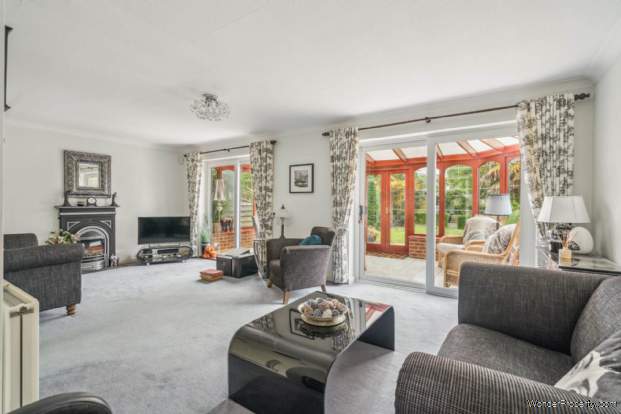 Additional Property Image 4 bedroom Detached for sale in Bushey 4