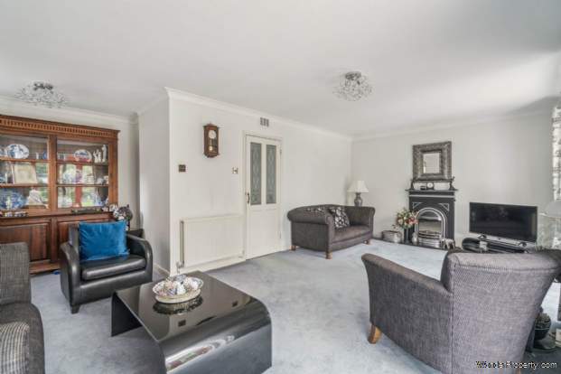 Additional Property Image 4 bedroom Detached for sale in Bushey 5