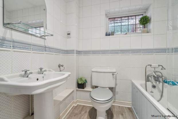 Additional Property Image 4 bedroom Detached for sale in Bushey 9