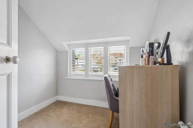 Additional Property Image 5 bedroom Detached for sale in Bushey 9