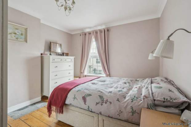 Additional Property Image 2 bedroom Terraced for sale in Watford 7