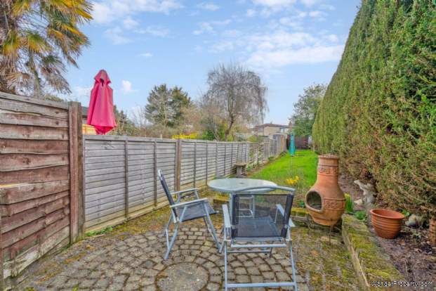 Additional Property Image 2 bedroom Terraced for sale in Watford 10