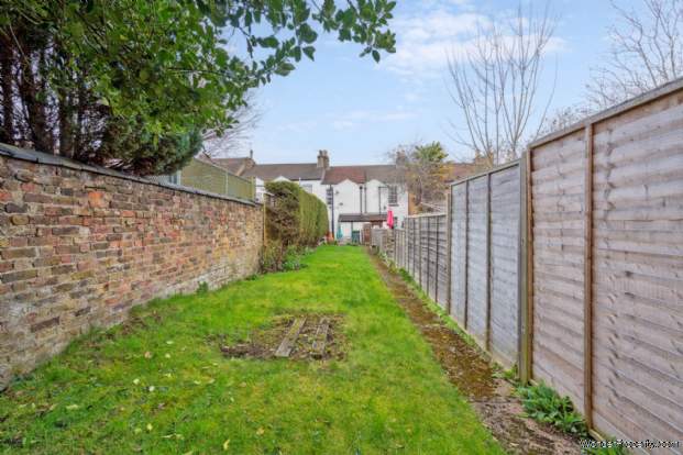 Additional Property Image 2 bedroom Terraced for sale in Watford 11