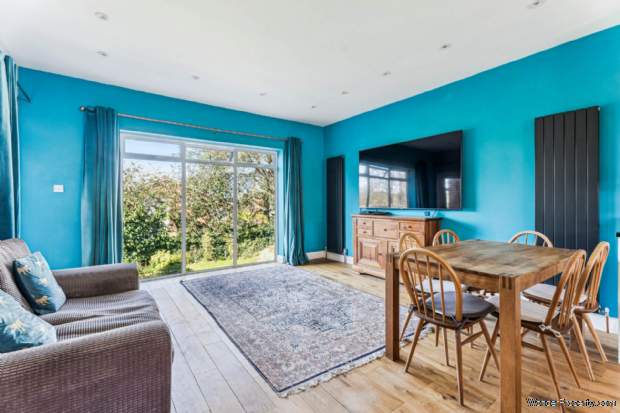 Additional Property Image 5 bedroom House for sale in Watford 3