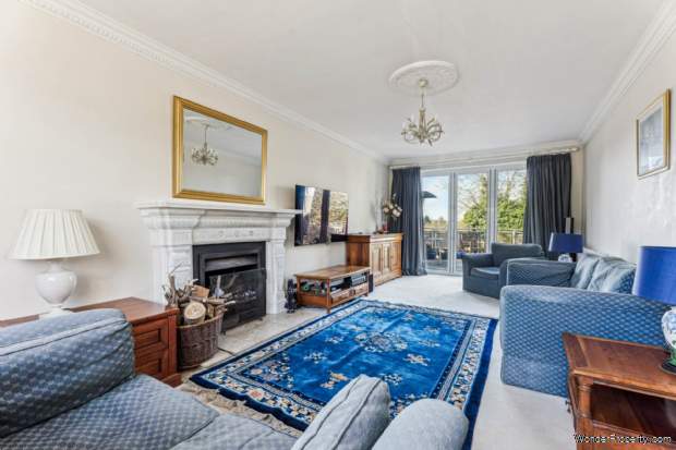 Additional Property Image 5 bedroom House for sale in Watford 6