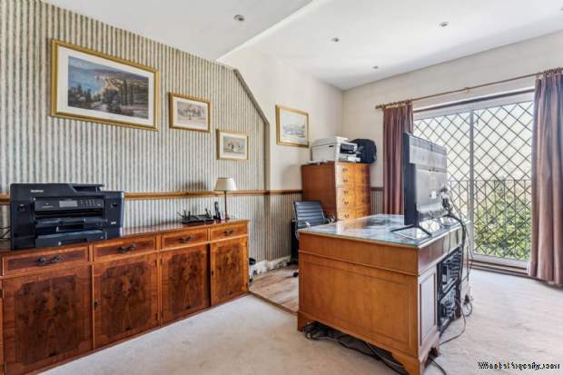 Additional Property Image 5 bedroom House for sale in Watford 10