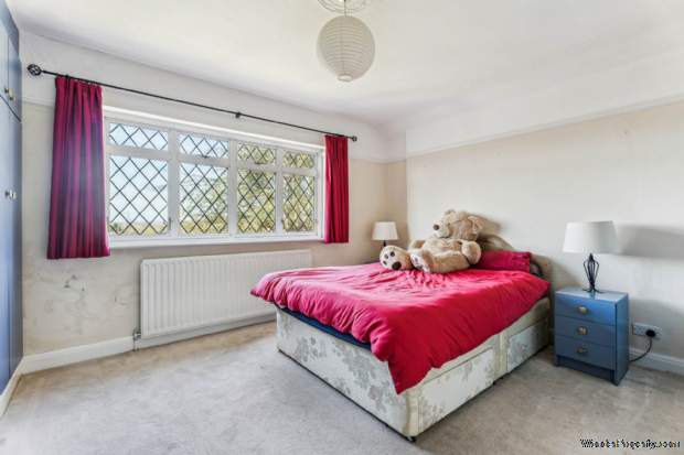Additional Property Image 5 bedroom House for sale in Watford 11