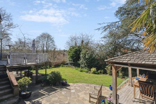 Additional Property Image 5 bedroom House for sale in Watford 14