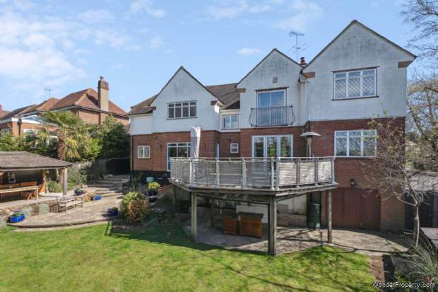 Additional Property Image 5 bedroom House for sale in Watford 8