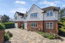 5 bedroom House for sale in Watford