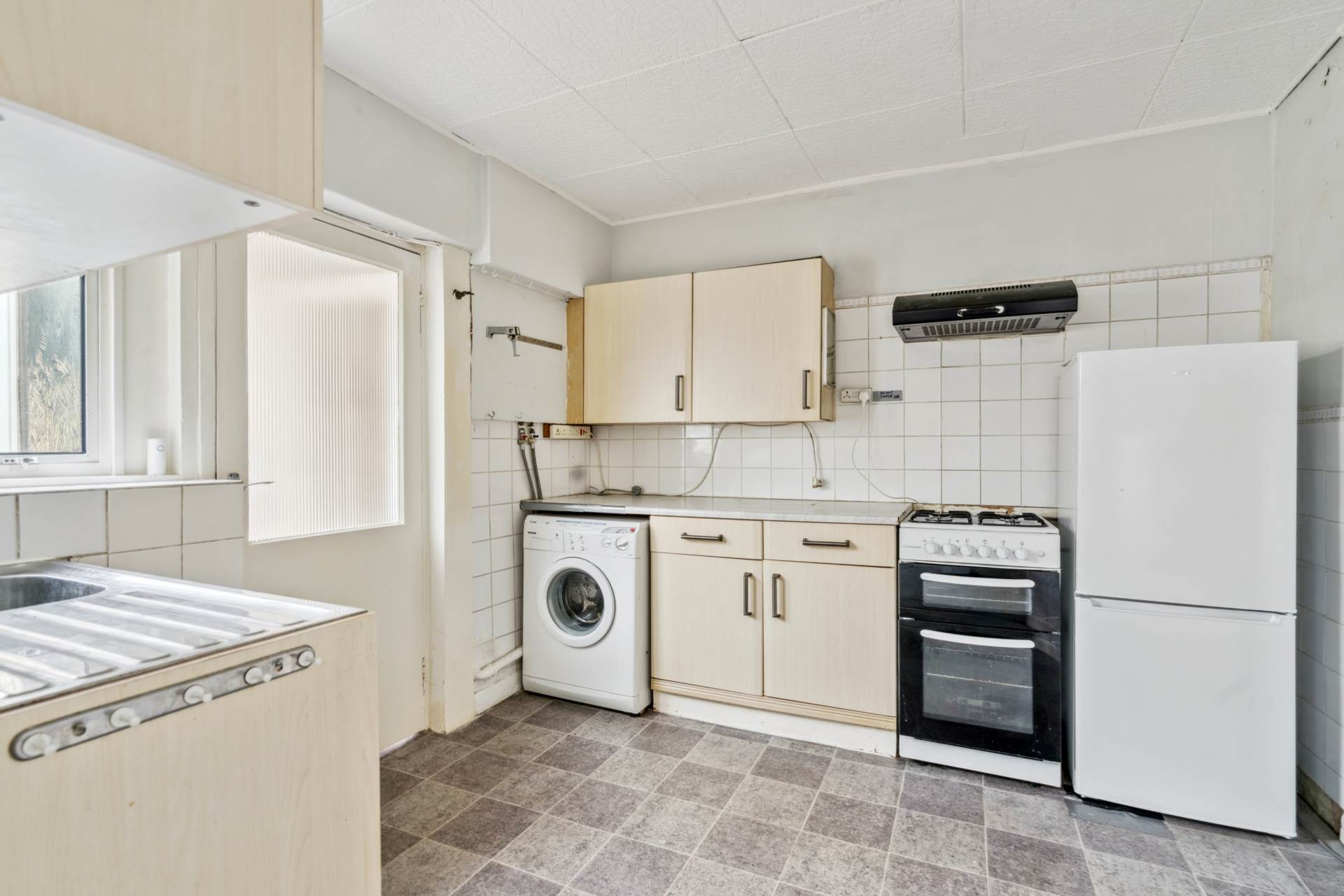 Additional Property Image 3 bedroom Terraced for sale in Bushey 5