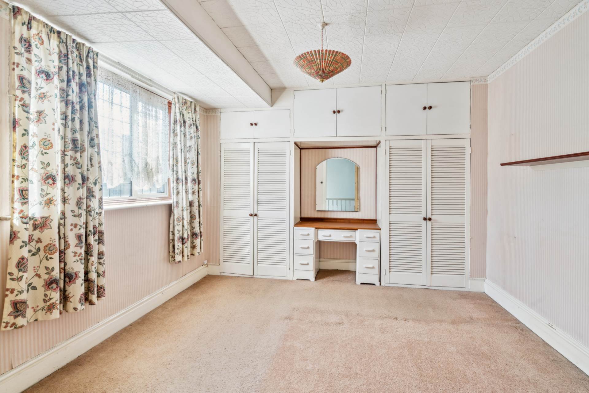 Additional Property Image 3 bedroom Terraced for sale in Bushey 7