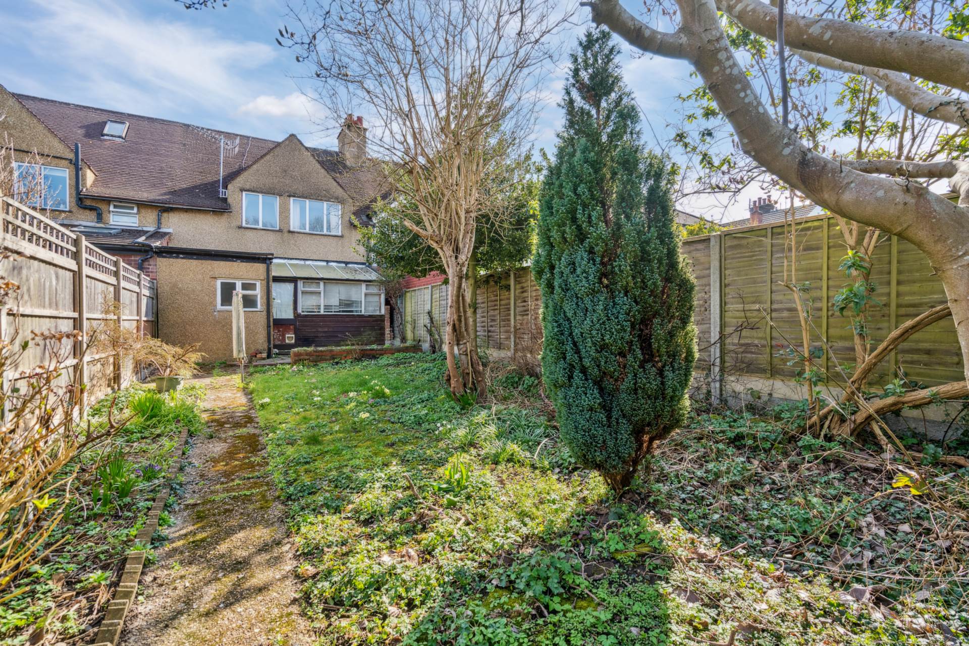 Additional Property Image 3 bedroom Terraced for sale in Bushey 12