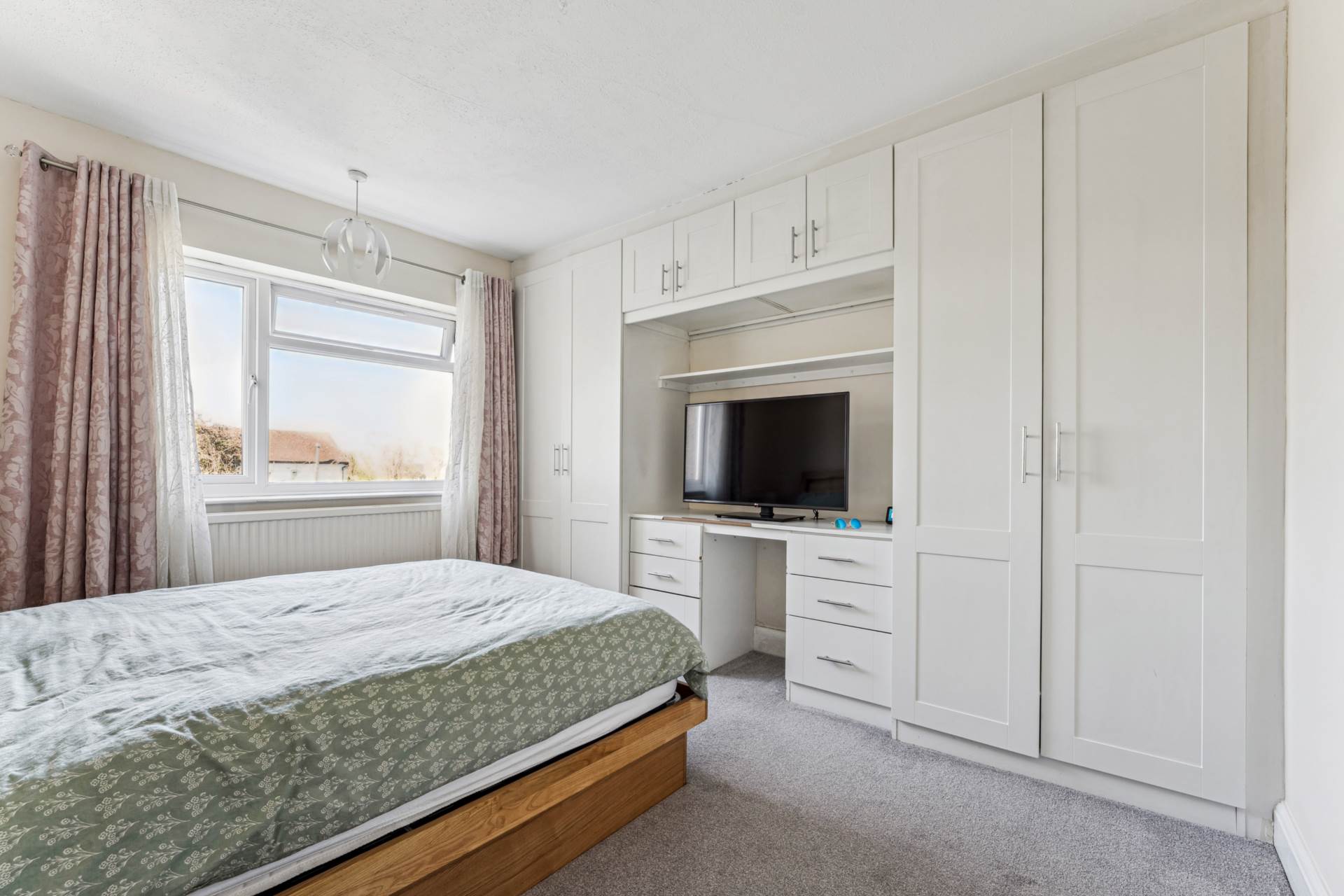 Additional Property Image 4 bedroom Detached for sale in Bushey 10