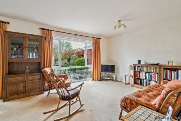 Additional Property Image 4 bedroom Detached for sale in Bushey 2