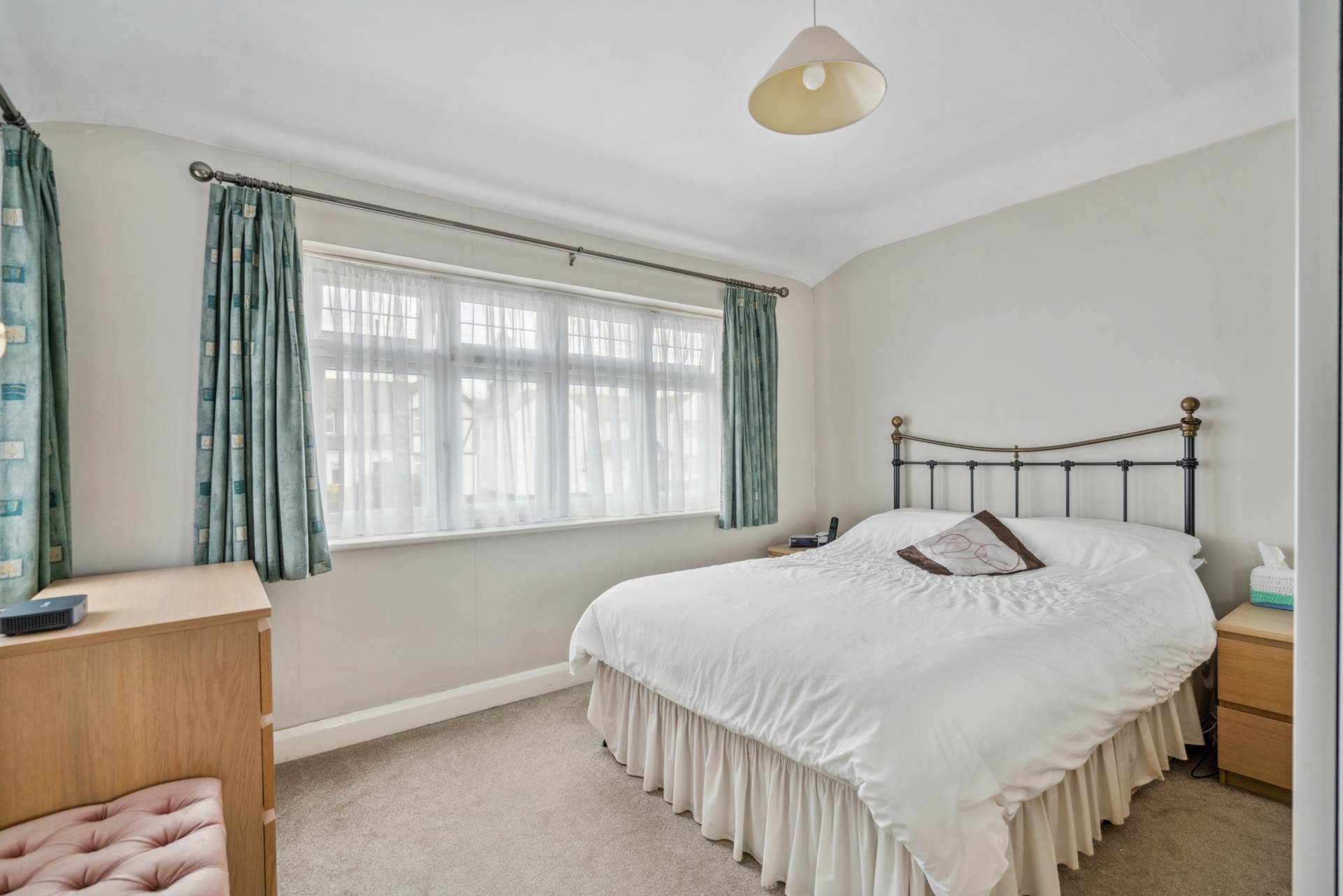Additional Property Image 3 bedroom Semi Detached for sale in Bushey 11
