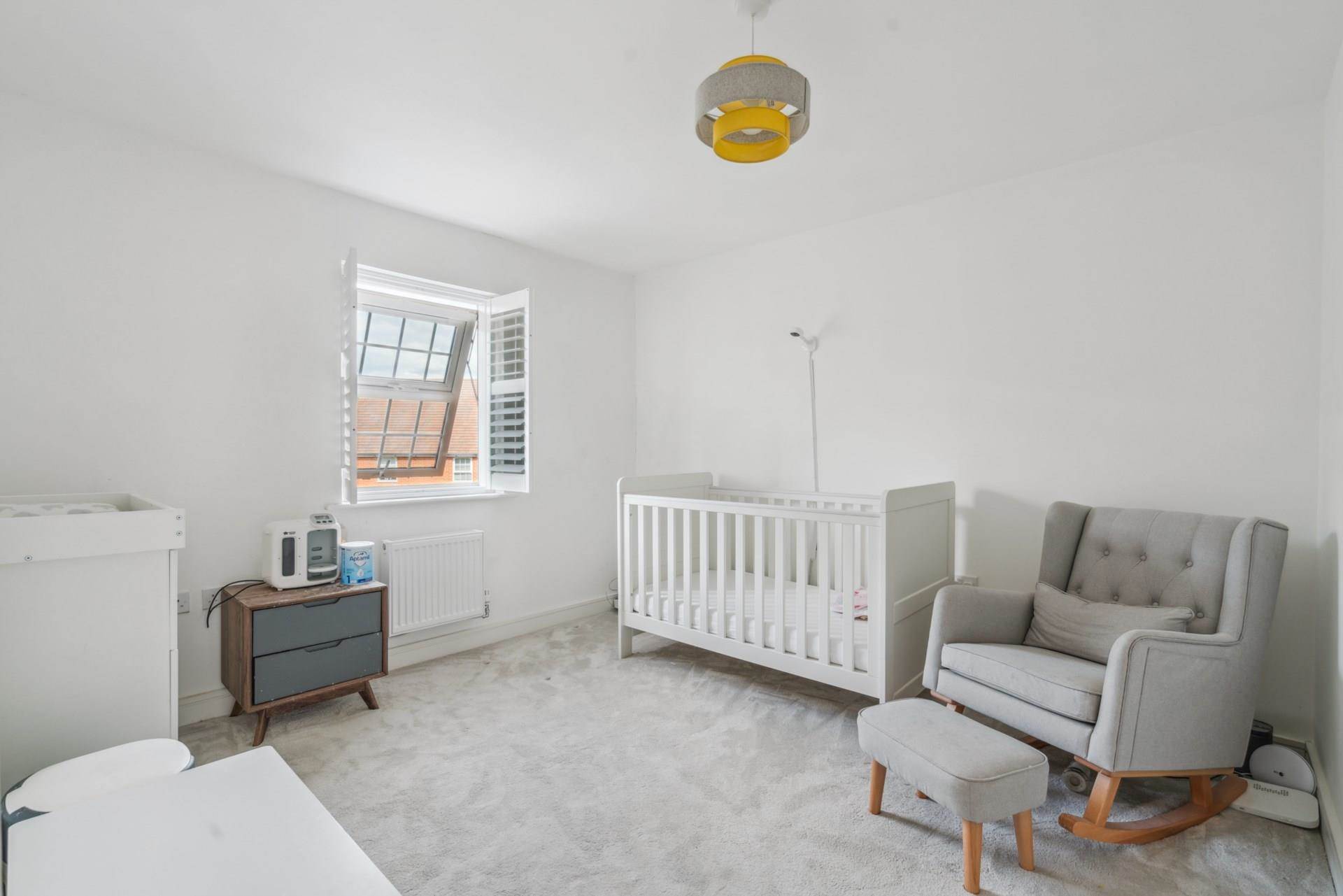 Additional Property Image 4 bedroom Link Detached House for sale in Bushey 7