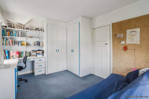 Additional Property Image 3 bedroom Detached for sale in Bushey 7
