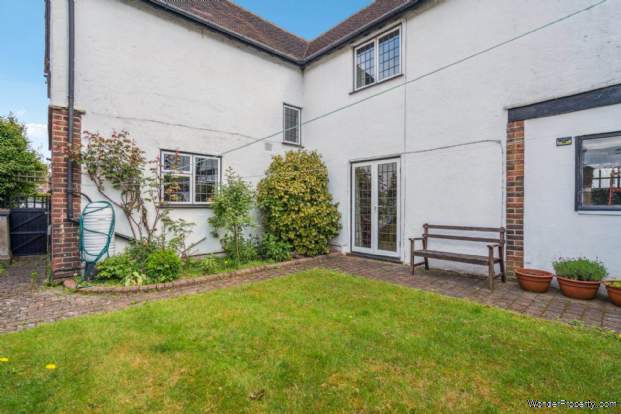 Additional Property Image 3 bedroom Detached for sale in Bushey 10