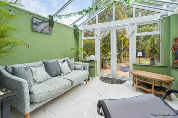 Additional Property Image 3 bedroom Link Detached House for sale in Watford 4