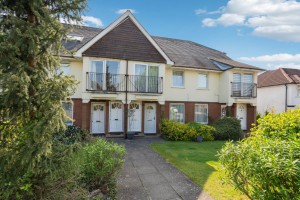 1 bedroom Maisonette for sale in Bushey