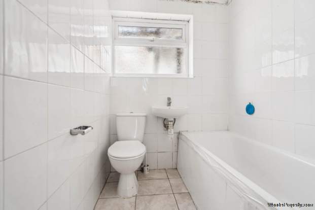 Additional Property Image 3 bedroom Semi Detached Bungalow for sale in Watford 7
