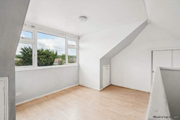 Additional Property Image 3 bedroom Semi Detached Bungalow for sale in Watford 8