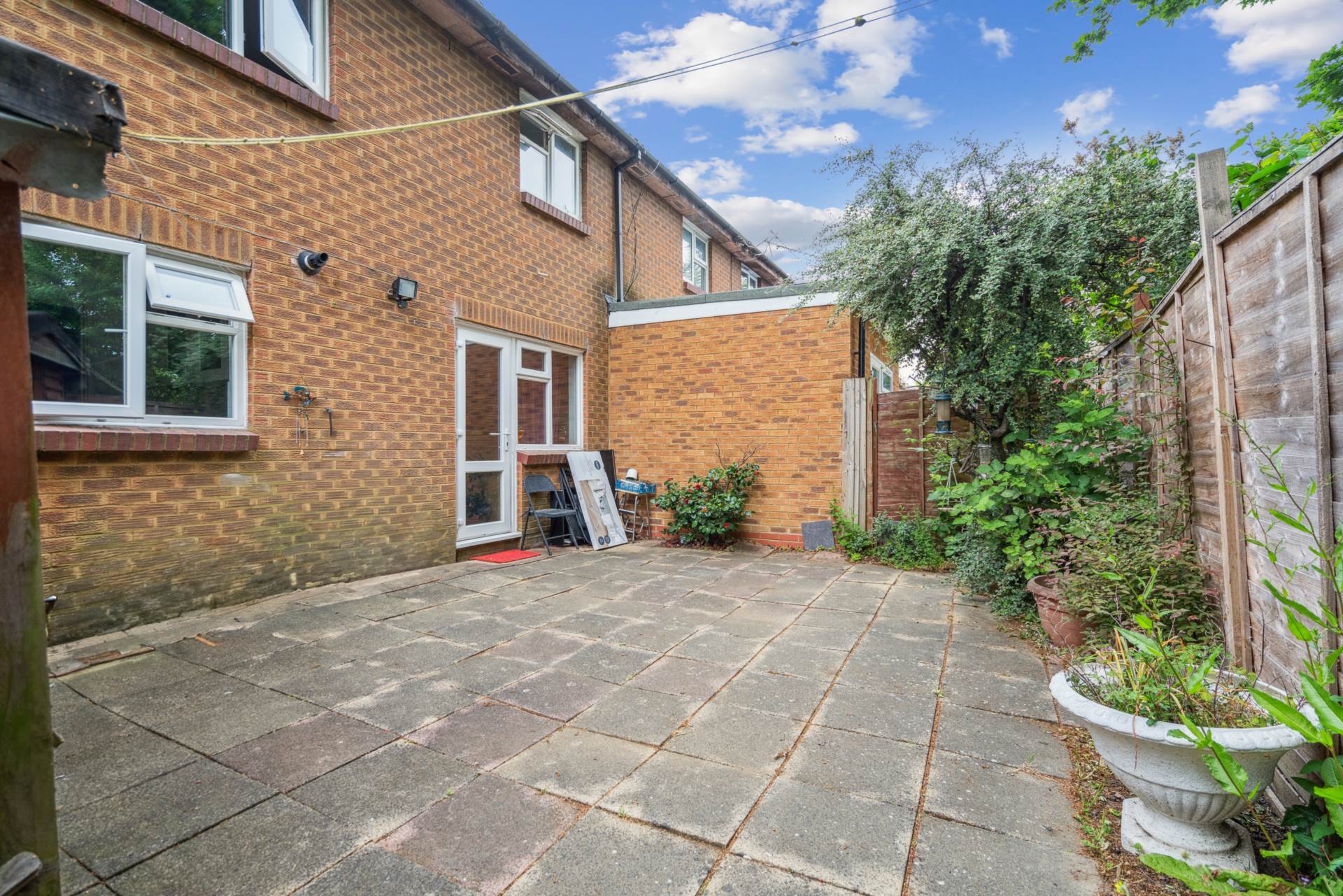 Additional Property Image 1 bedroom End of Terrace for sale in Bushey 8
