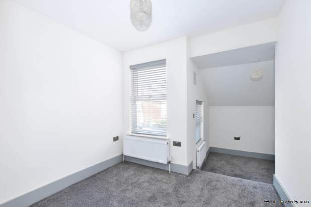 Additional Property Image 2 bedroom Terraced for sale in Watford 6
