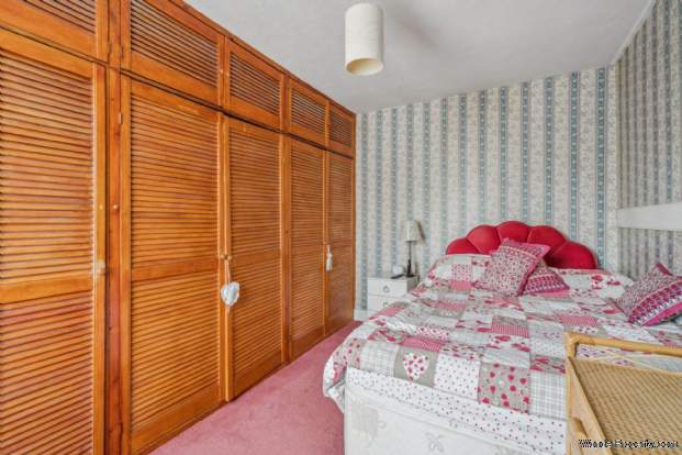 Additional Property Image 2 bedroom Terraced for sale in Bushey 9