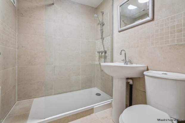 Additional Property Image 2 bedroom Flat for sale in Bushey 8