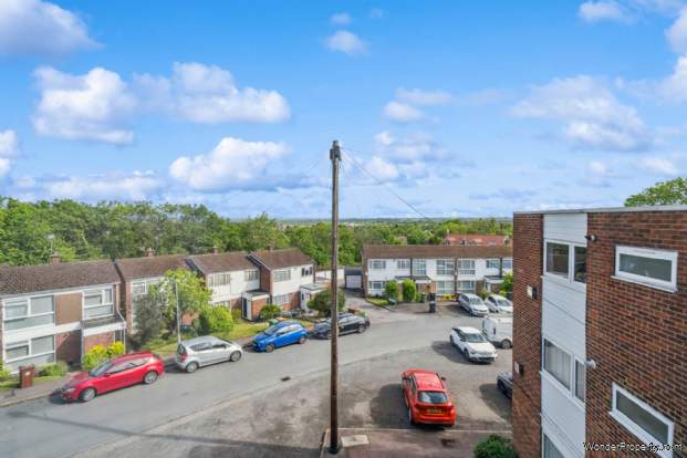 Additional Property Image 2 bedroom Flat for sale in Bushey 10