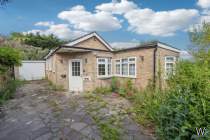 2 bedroom Detached Bungalow for sale in Bushey