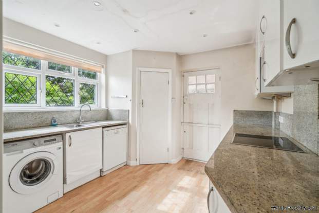 Additional Property Image 3 bedroom Detached for sale in Bushey 8