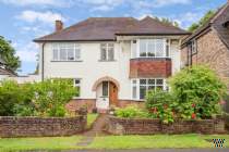 3 bedroom Detached for sale in Bushey