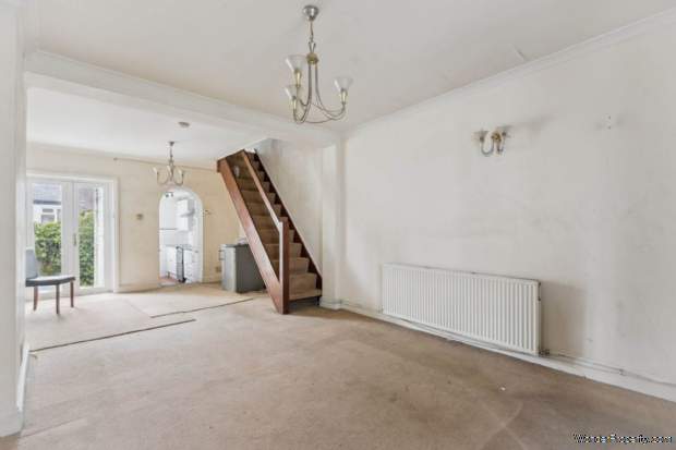 Additional Property Image 2 bedroom Terraced for sale in Watford 2