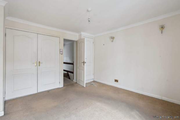 Additional Property Image 2 bedroom Terraced for sale in Watford 4