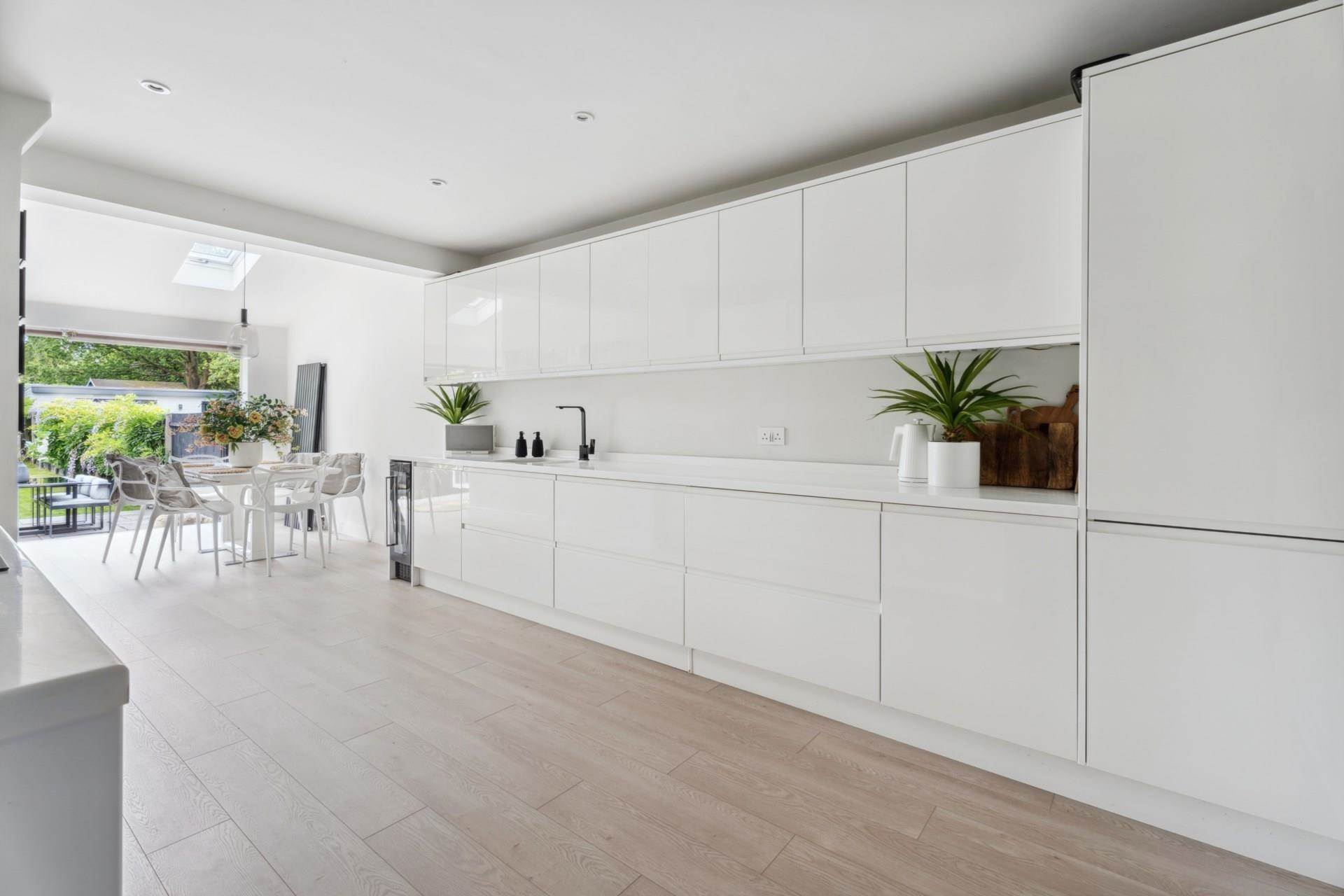 Additional Property Image 4 bedroom Semi Detached for sale in Watford 6