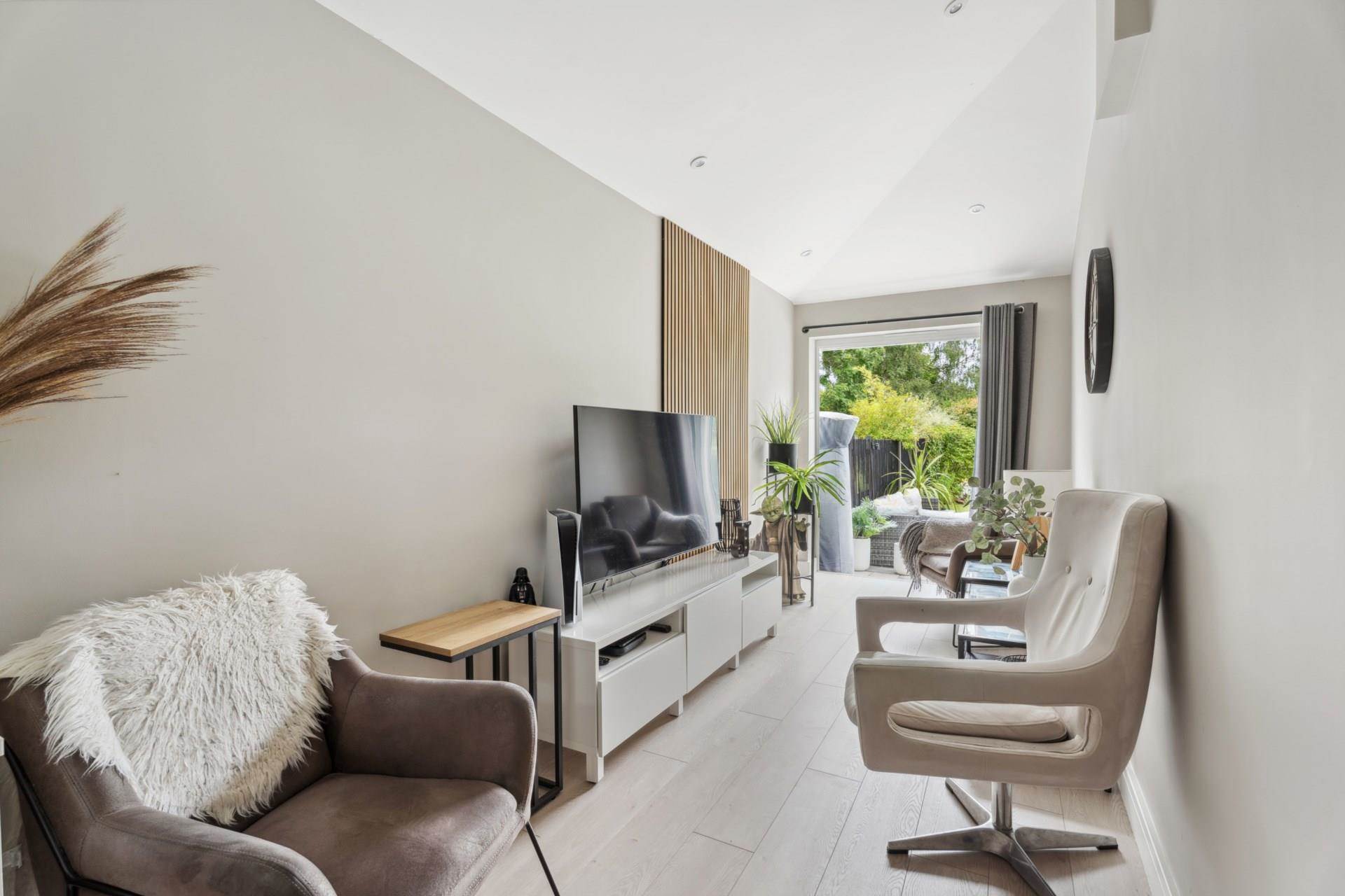 Additional Property Image 4 bedroom Semi Detached for sale in Watford 10