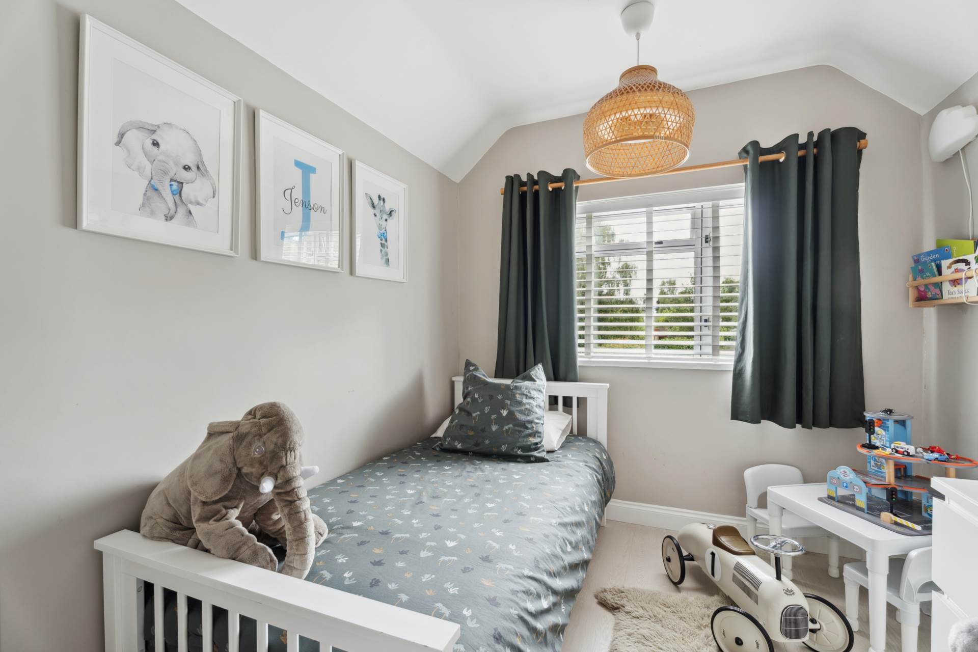 Additional Property Image 4 bedroom Semi Detached for sale in Watford 14