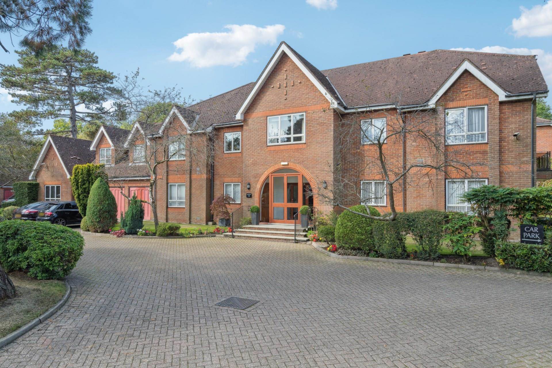 Additional Property Image 3 bedroom Flat for sale in Bushey 2